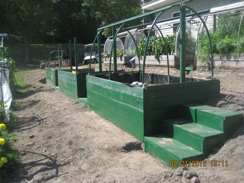 GeorgeSr's 4 Sub-Irrigated Planter Automatic Self Watering garden | Folia